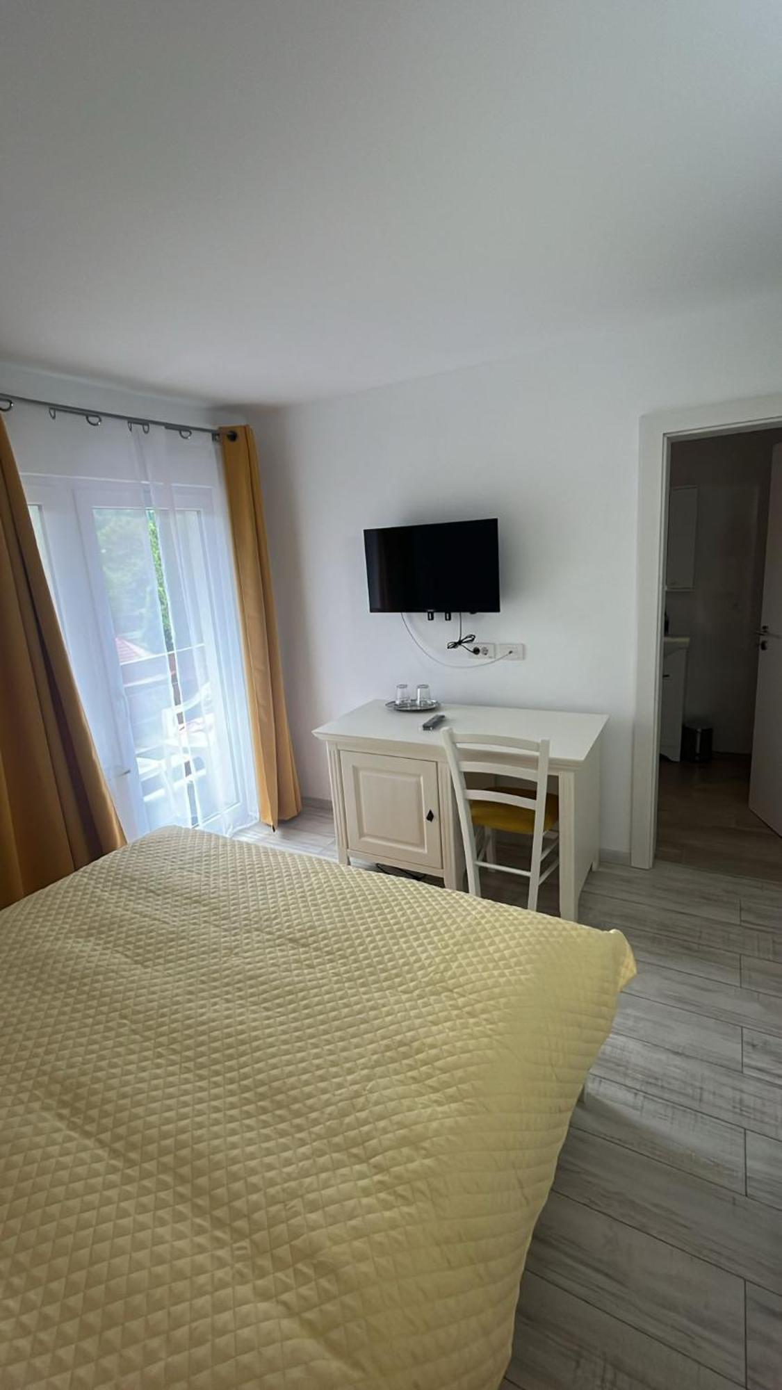 Vacation Villa Sucevita Eksteriør billede